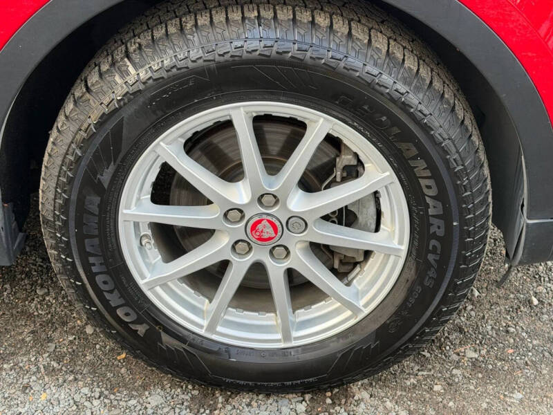 2019 Jaguar E-PACE P250