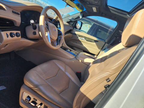 2018 Cadillac Escalade Platinum