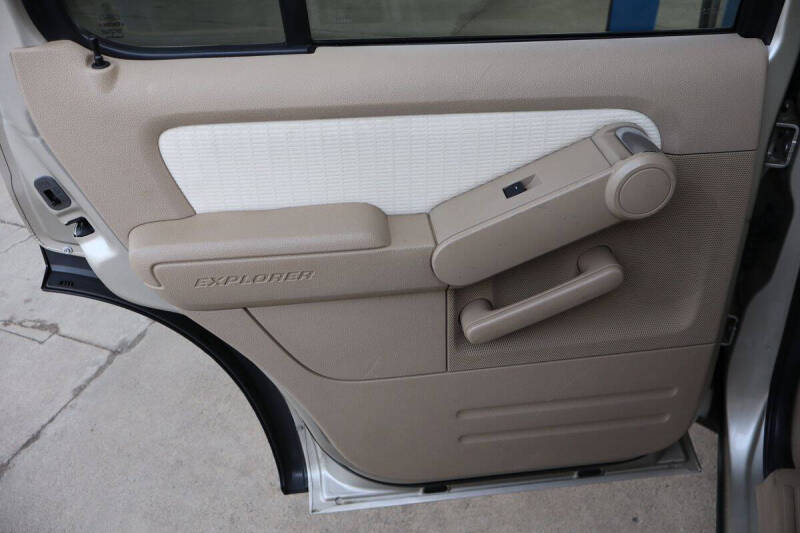 2007 Ford Explorer XLT