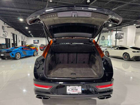 2023 Bentley Bentayga S V8