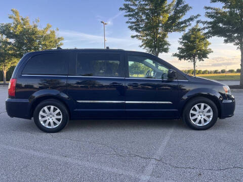 2014 Chrysler Town and Country Touring