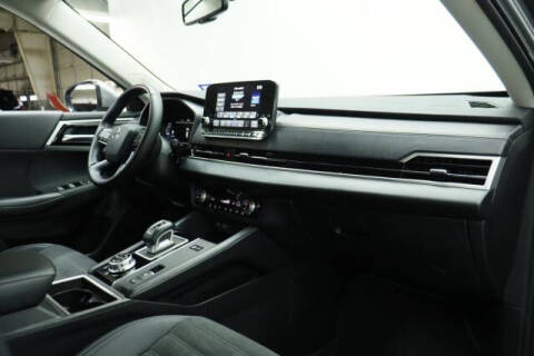 2024 Mitsubishi Outlander PHEV SE