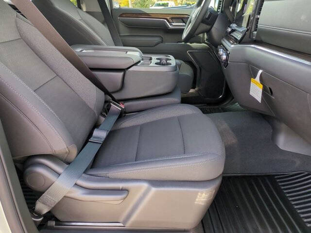 2026 GMC Sierra 1500 Elevation Standard