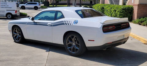 2016 Dodge Challenger SXT Plus