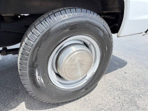 2003 Ford E-Series E-350 SD