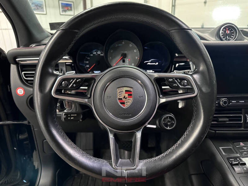 2020 Porsche Macan S