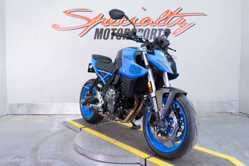2024 Suzuki GSX-8S
