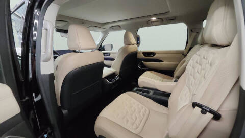 2025 Nissan Armada Platinum