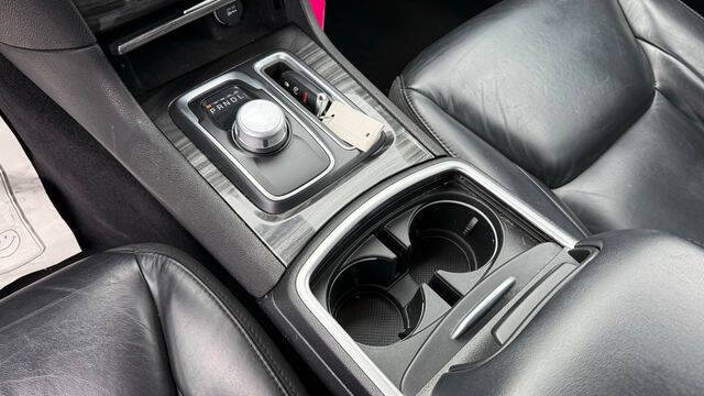 2022 Chrysler 300 Touring L