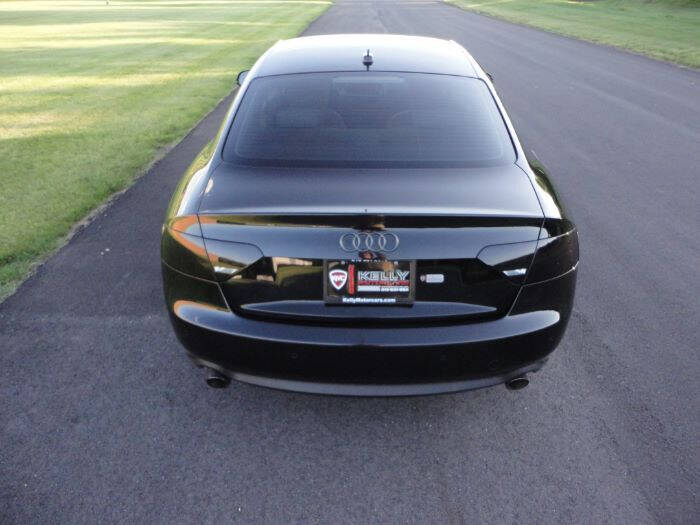 2010 Audi A5 2.0T quattro Premium Plus