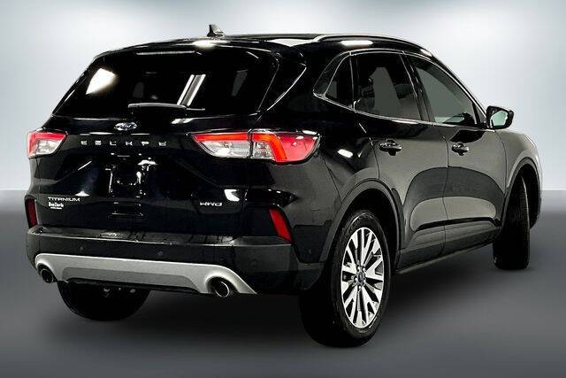 2021 Ford Escape Titanium