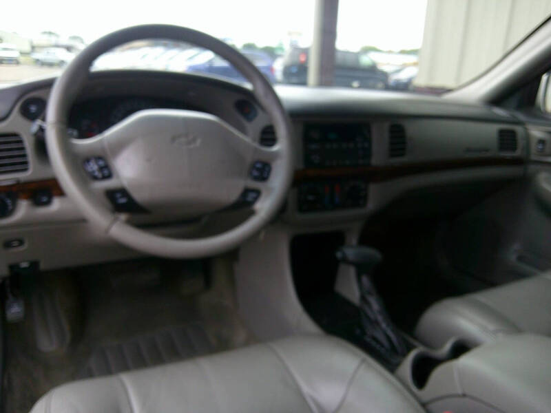 2001 Chevrolet Impala LS