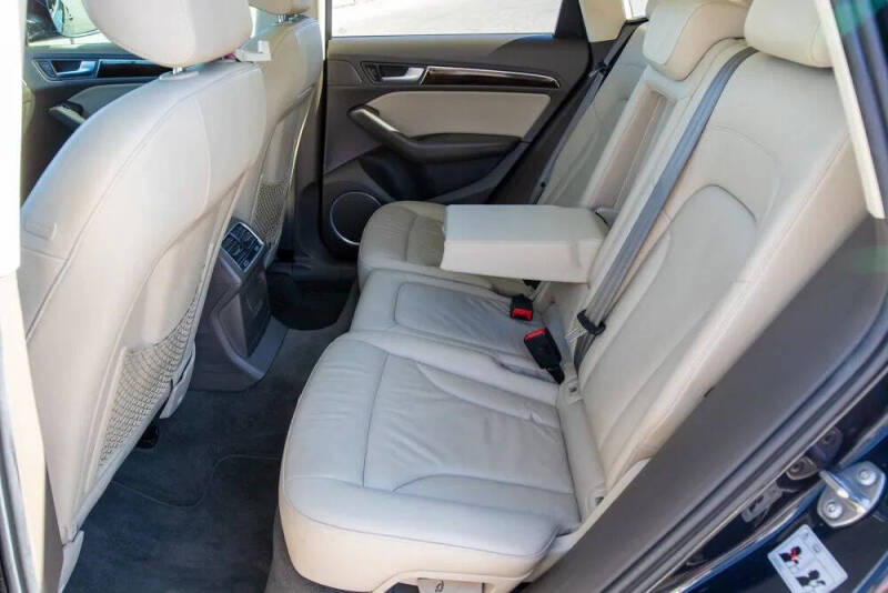 2016 Audi Q5 2.0T quattro Premium Plus