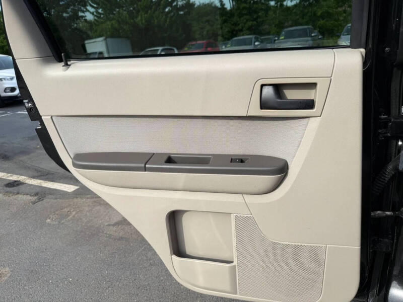 2011 Ford Escape XLT