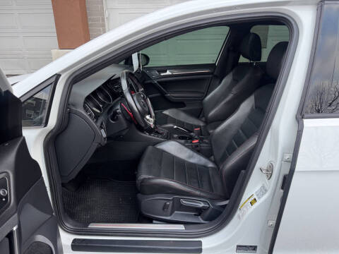 2019 Volkswagen Golf GTI