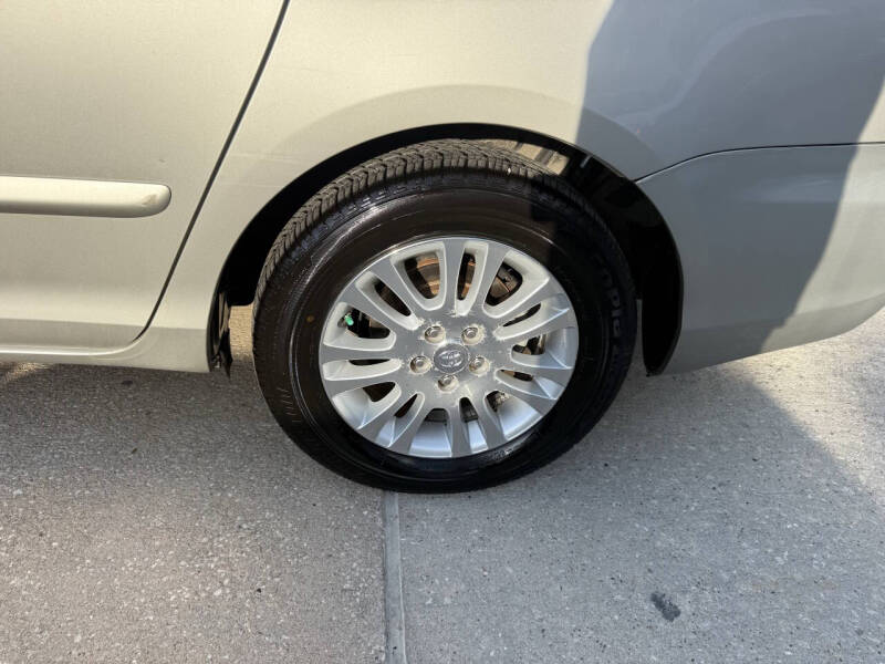 2009 Toyota Sienna XLE