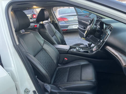 2018 Nissan Maxima Platinum