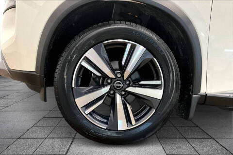 2022 Nissan Rogue SL