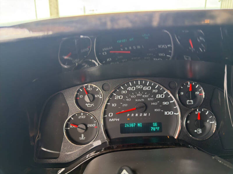 2022 Chevrolet Express 2500