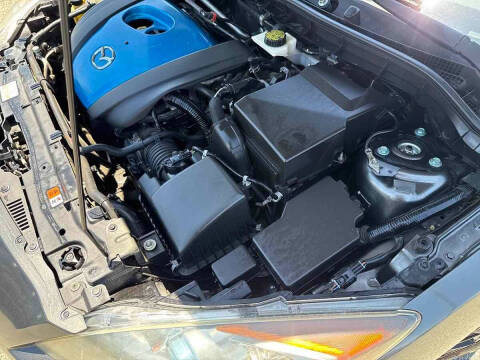 2013 Mazda MAZDA3 i Touring