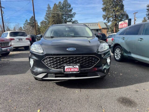 2020 Ford Escape Titanium