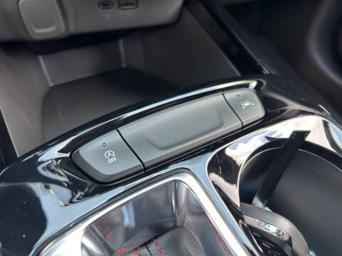 2025 Chevrolet Trax RS