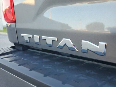 2024 Nissan Titan SV