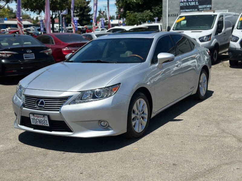 2014 Lexus ES 300h