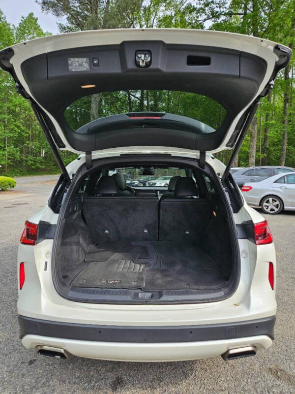 2021 Infiniti QX50 Luxe