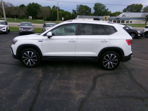 2023 Volkswagen Taos SE 4Motion