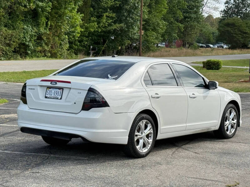 2012 Ford Fusion SE