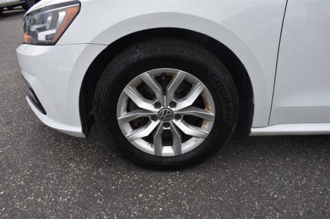 2018 Volkswagen Passat 2.0T S