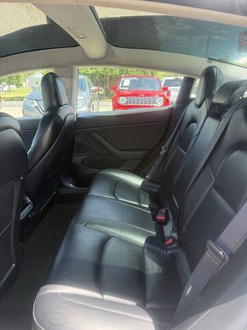 2019 Tesla Model 3 Standard Range Plus