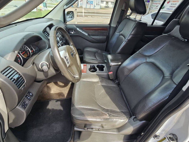 2012 Nissan Pathfinder S