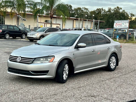 2014 Volkswagen Passat 1.8T Wolfsburg Edition PZEV
