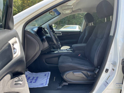 2015 Nissan Pathfinder S