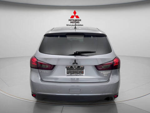 2015 Mitsubishi Outlander Sport 2.4 ES