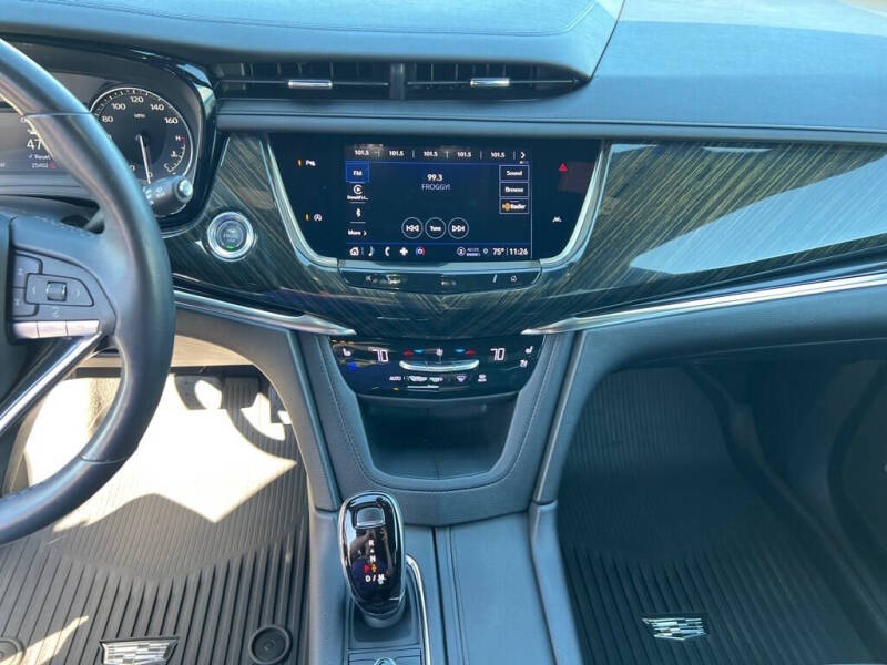 2022 Cadillac XT6 Premium Luxury