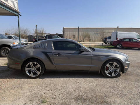 2014 Ford Mustang V6