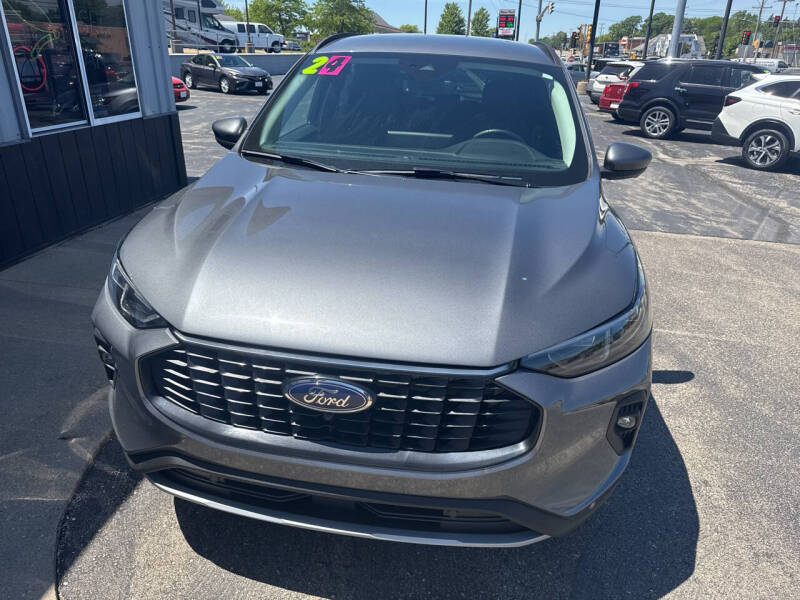 2024 Ford Escape Platinum