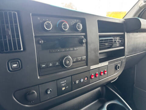 2014 Chevrolet Express 2500 Cargo Van