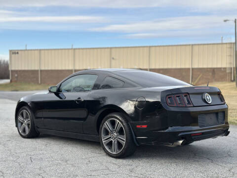 2013 Ford Mustang V6