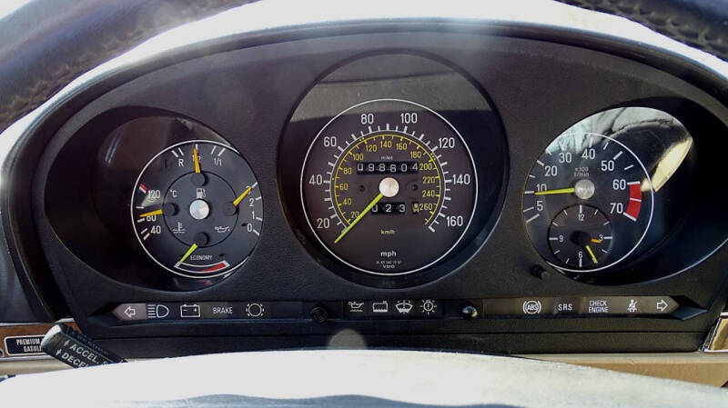 1989 Mercedes-Benz 560-Class 560 SL