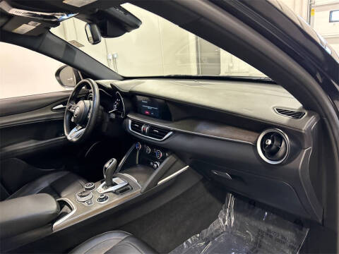 2022 Alfa Romeo Stelvio Ti