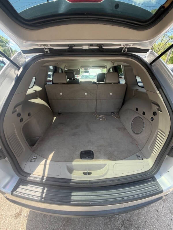 2011 Jeep Grand Cherokee Laredo