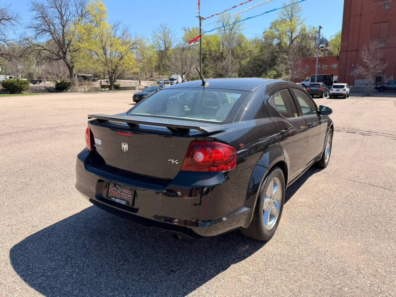 2013 Dodge Avenger SE