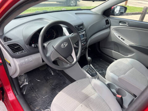 2016 Hyundai Accent SE