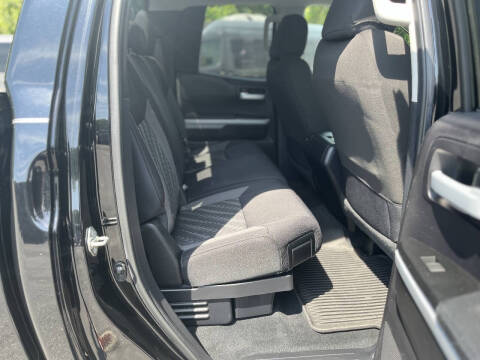 2020 Toyota Tundra SR5