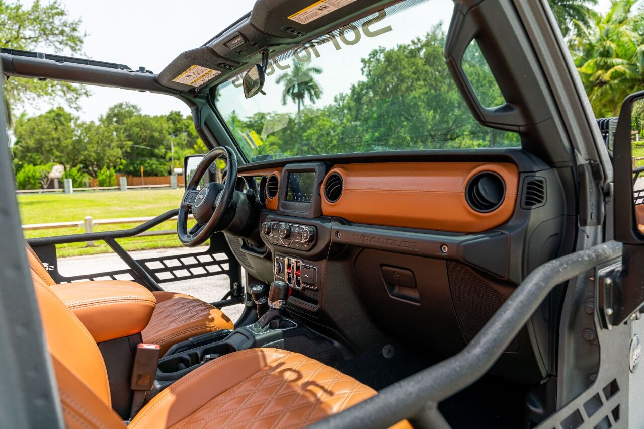 2018 JEEP Wrangler SUV / Crossover - $34,999