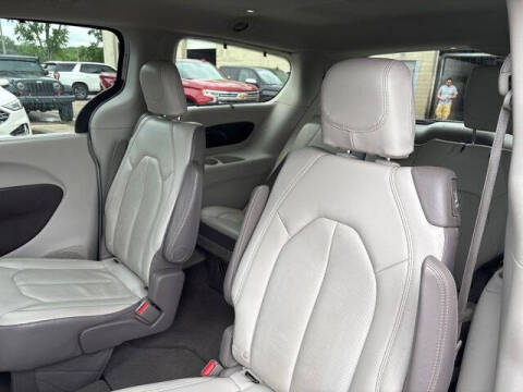 2018 Chrysler Pacifica Touring L Plus